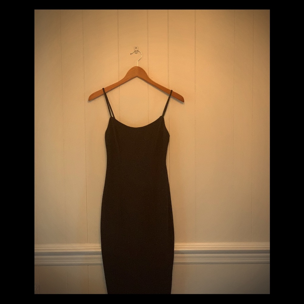 Black Body Con Midi Dress. EUC
